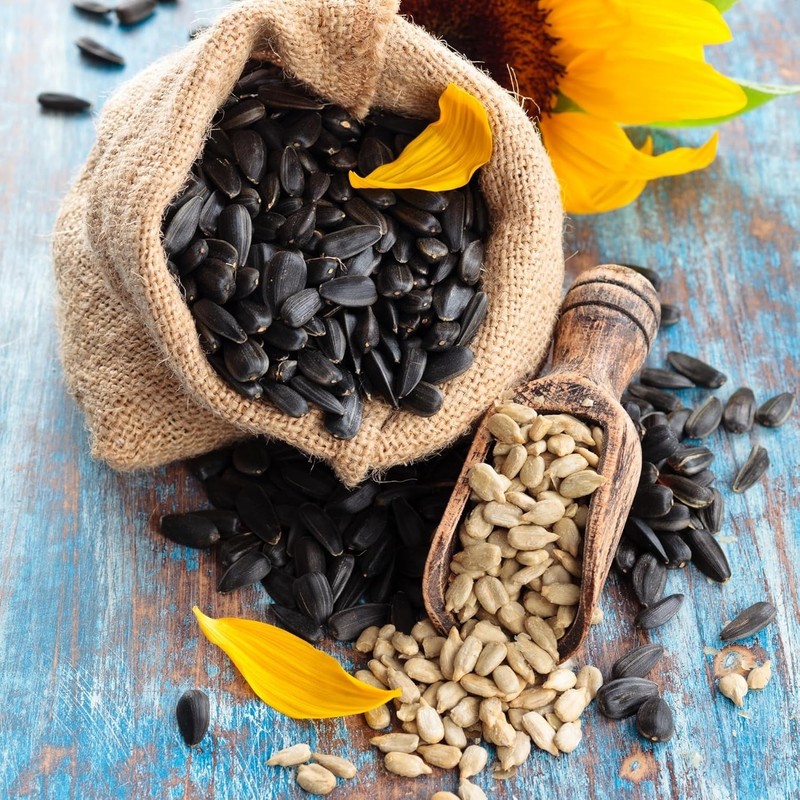 Sunflower Seeds Roasted & Unsalted (No Shell) 4 LB gallery