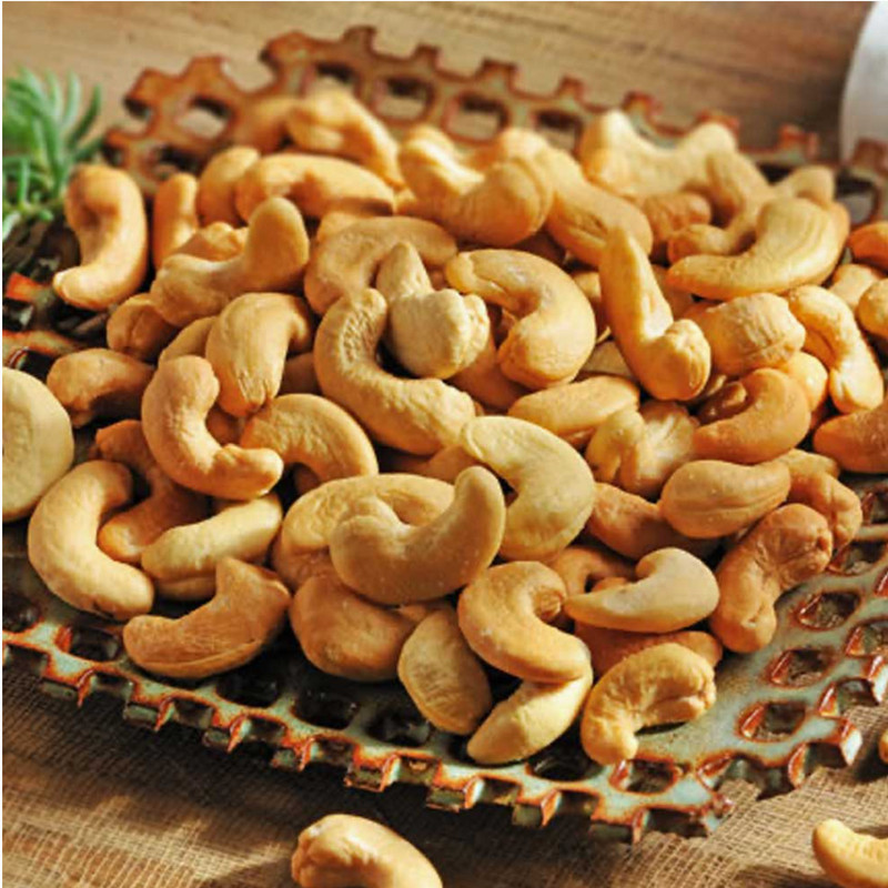 The Peanut Shop of Williamsburg, Salted Whole Cashews, 9 oz gallery