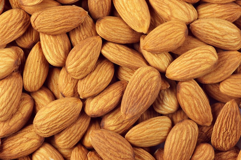 California Raw Almonds Premium Quality 1 Kg | Almond Giri + F/S