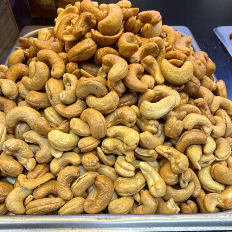 Whole Cashew Nuts Plain & Seasoned Pantry Food Baking Tree Nuts Allergen