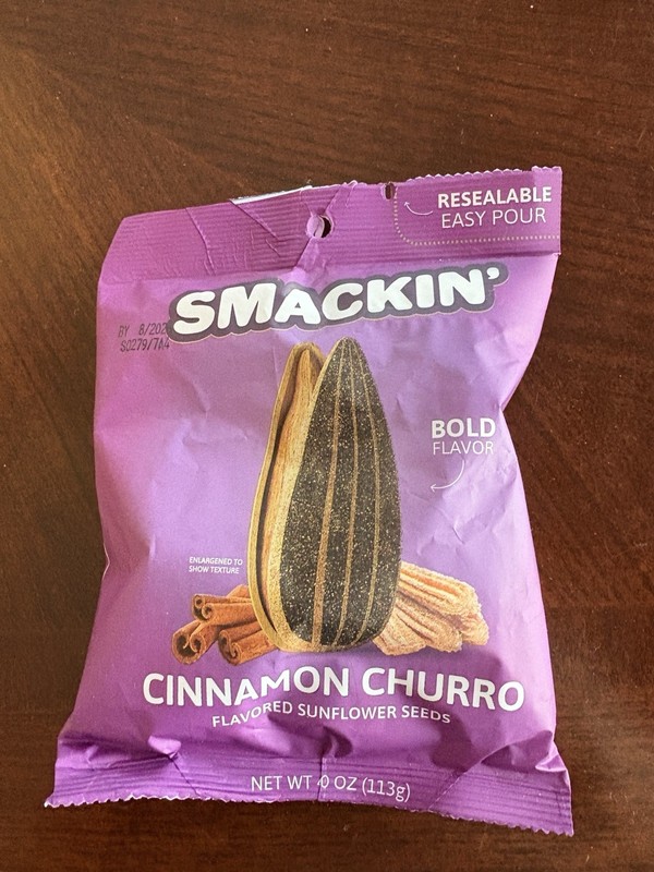 Smackin’ Sunflower Seeds- Cinnamon Churro- 4oz