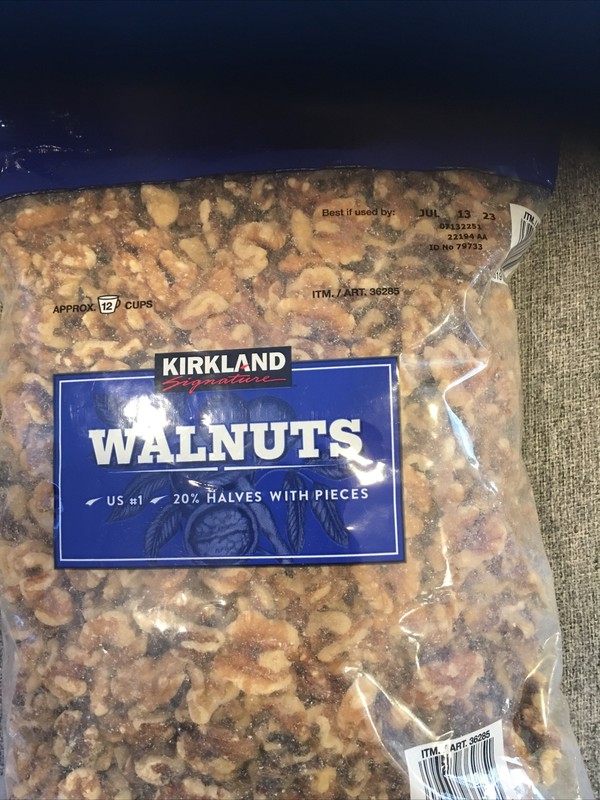 Kirkland Signature Walnuts 3 Pounds (48 Oz)