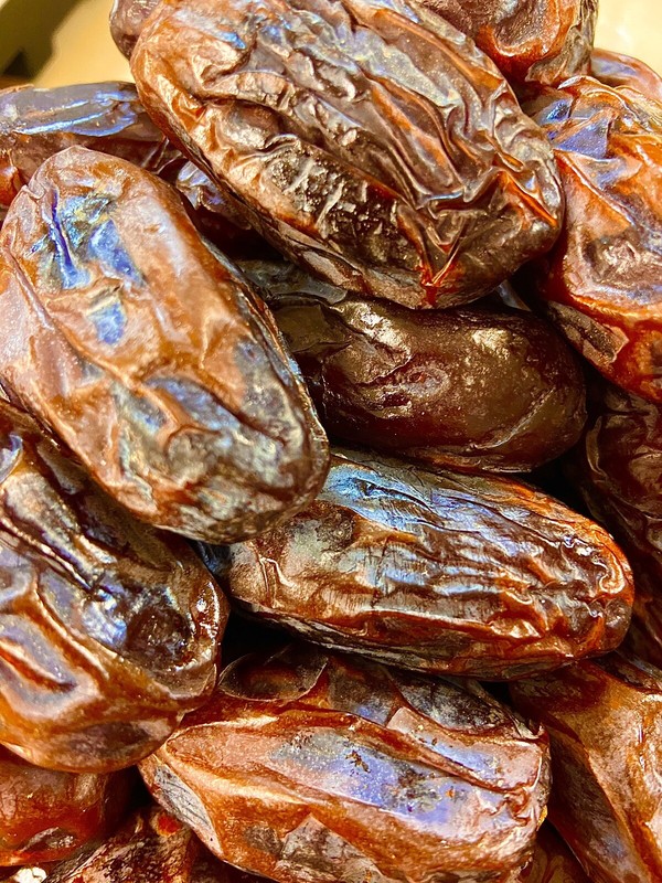 Jumbo Medjoul Dates Fresh 11 oz to 30 lbs. Resealable Bag by Agro Sun Quality gallery