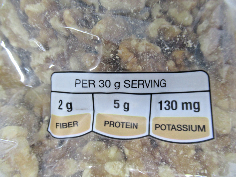 Yupik Organic California Walnuts, 2.2lbs gallery