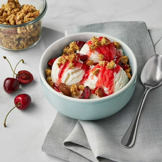 Member's Mark Honey Almond Granola 32 oz gallery