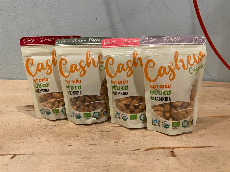 Roasted Organic Cashews fr Vietnam - Choose ur Flavor - 120 gr / 4.23 oz per Bag