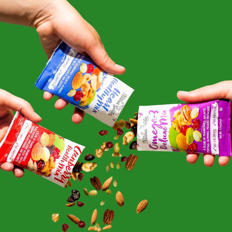 Nature's Garden Healthy Trail Mix Snack Pack 28.8 oz gallery