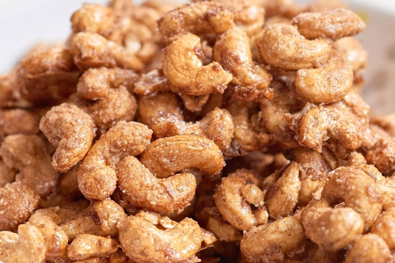VANILLA RUM ROASTED WHOLE CASHEWS-BULK VALUE BAG LIMITED PICK YOUR CRAVING NOW!!