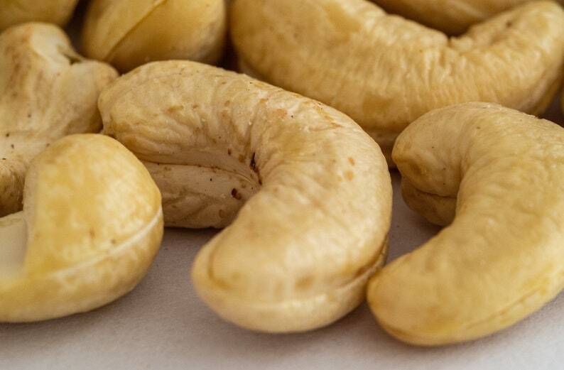 Cashew Nuts Good Quality 100% Organic 500g/1kg packet