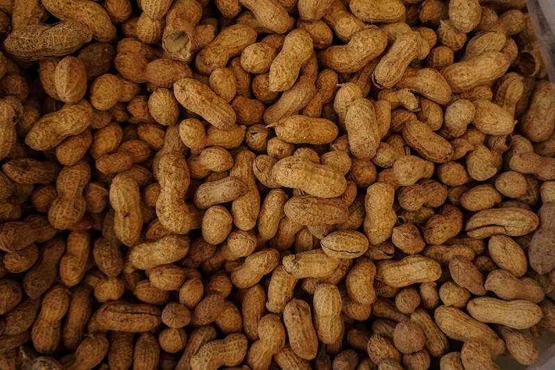 Natural Organic Peanut Groundnut Fresh Whole Raw Loose Peanuts Best Quality 75g gallery