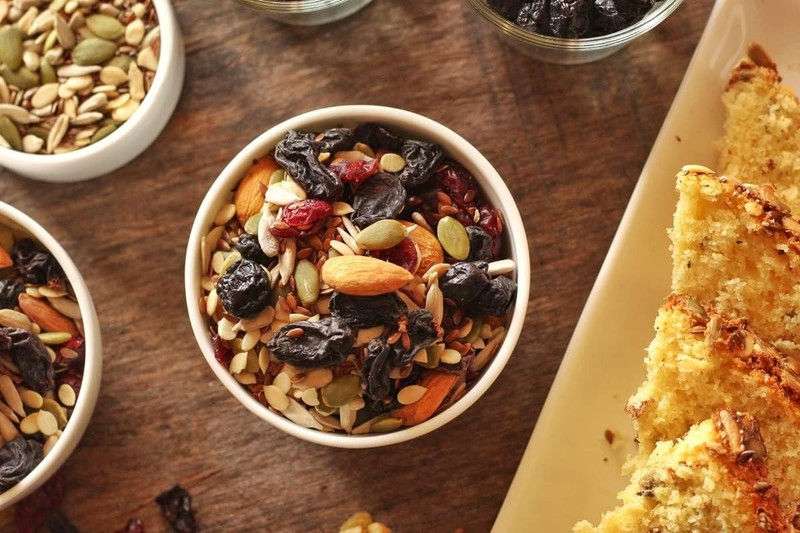 Moments of Happiness Dry Fruit 1kg Almond Cashew Raisin Kiwi Apricot Dates gallery