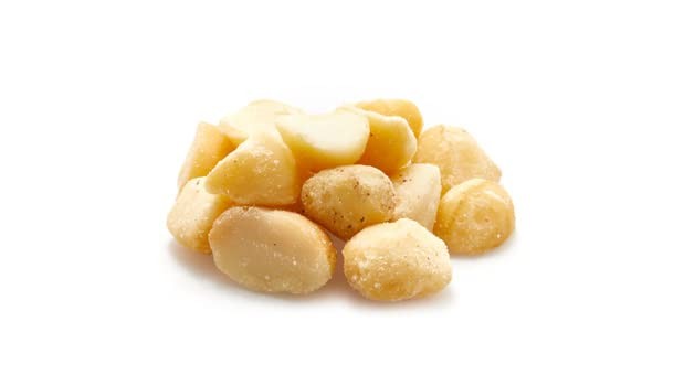 Macadamia Nuts, Medium Pieces, 2.2 lb (35.2 oz), Raw and Unsalted, Gluten-Fre... gallery