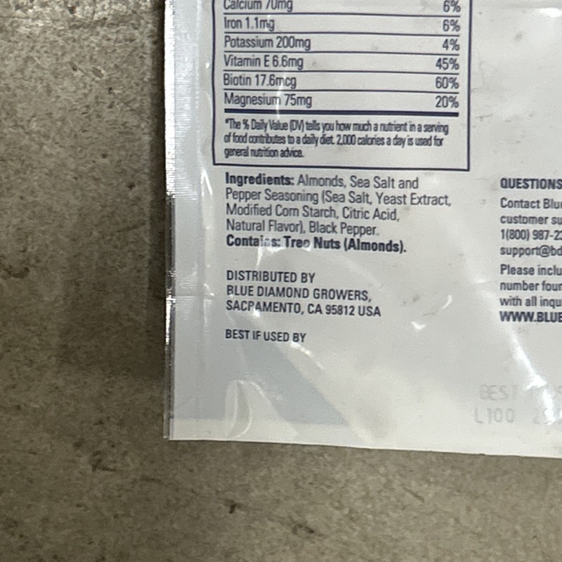 2 Pack Blue Diamond Almonds Sea Salt and Black Pepper Flavor 8oz gallery