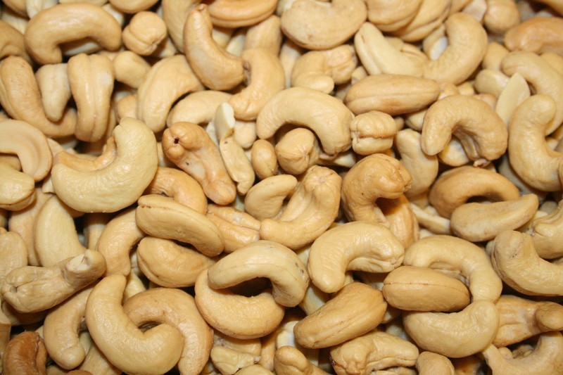 CASHEWS ROASTED AND UNSALTED 1lbs A GREAT & DELICIOUS HEALTHY SNACK