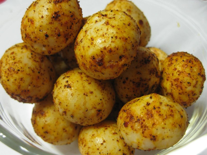 CHILI LIME ROASTED WHOLE MACADAMIAS-BULK VALUE BAG LIMITED TIME PICK YOUR CRAVIN