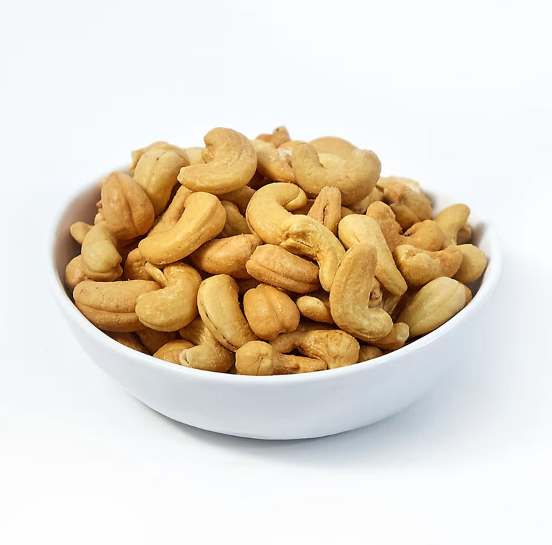 Whole Fancy Salted Roasted Whole Cashews 42 oz Wellsley Farms Made in USA gallery