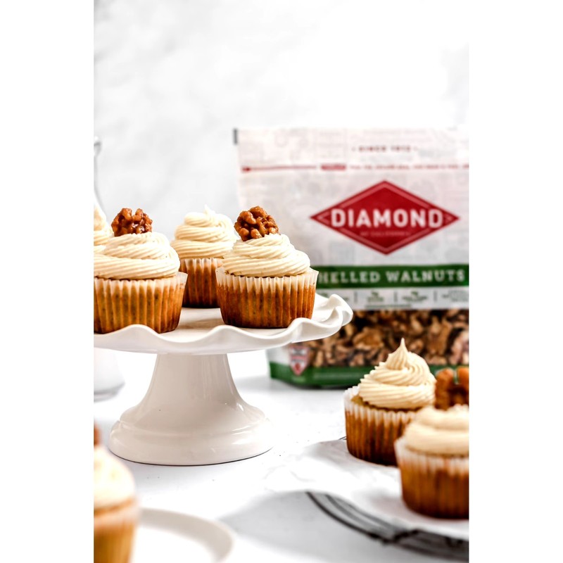 Diamond Of California Shelled Walnuts, 5g Protein, 32 oz Bag gallery