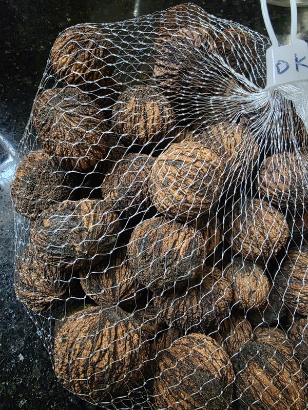 Delicious 2 Ib 2025 Wild Black Walnuts Hulled, Washed, Dried. Organic!