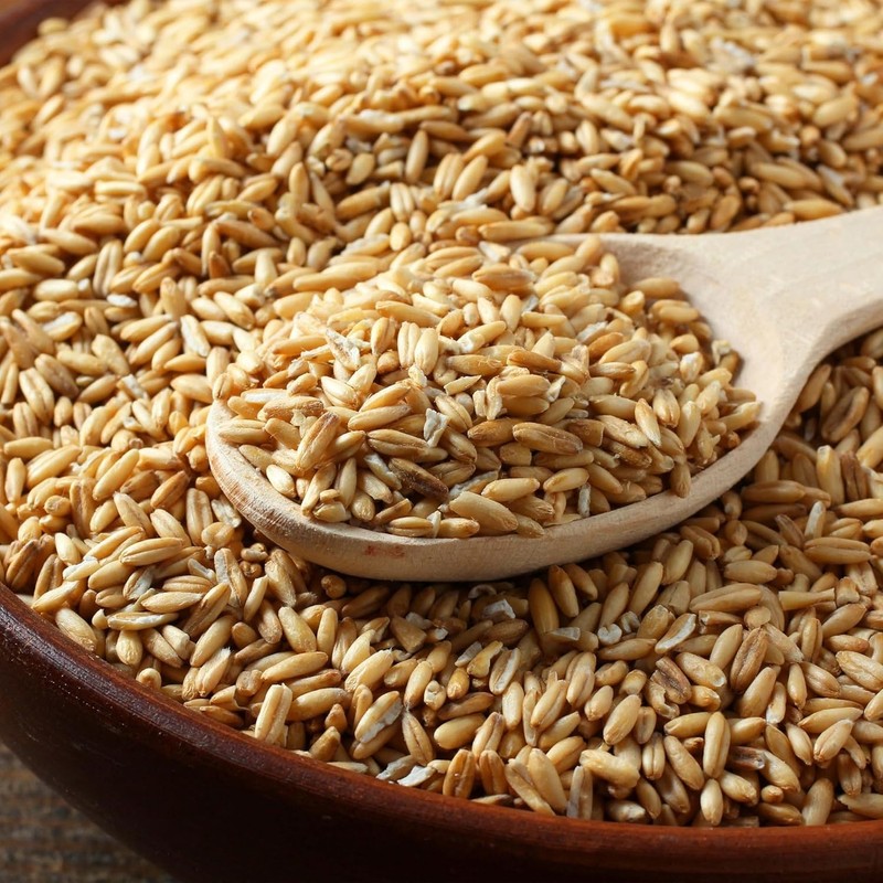 Yupik Organic Whole Oat Groats, Ideal for Cooking , Salt-Free, 2.2 lb (35.2 oz) gallery