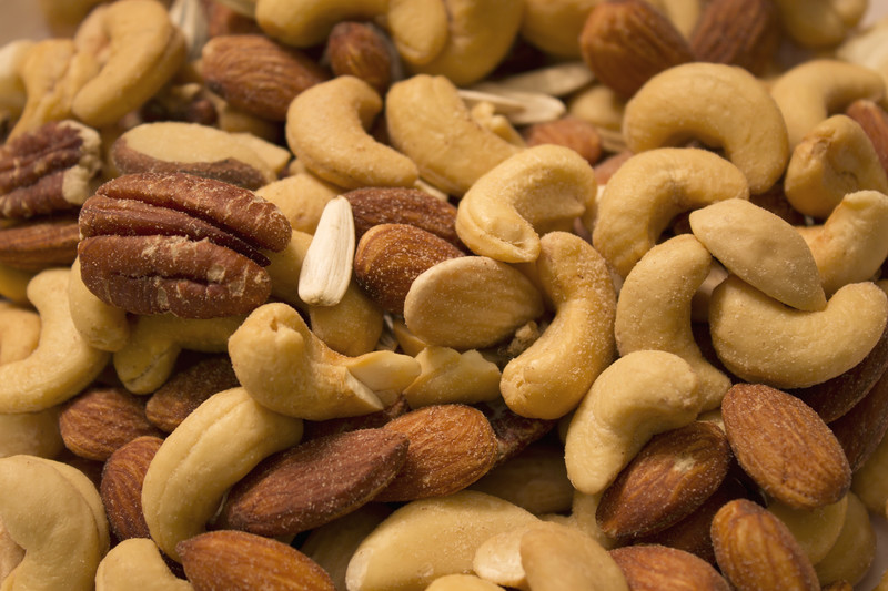 Dry Roasted Deluxe Mixed Nuts with Himalayan Salt