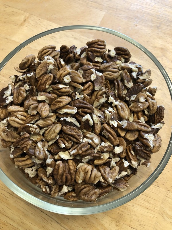 Organically Grown Shelled Hickory Nuts 8OZ